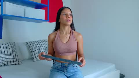 Snapshot of samagrey__ chatting on September 14, 12:14 pm online show from September 14, 12:14 pm