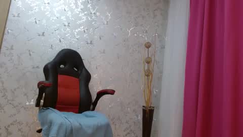 samanta online show from February 8, 12:06 pm