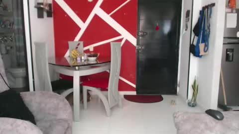 samanta online show from March 4, 7:09 pm