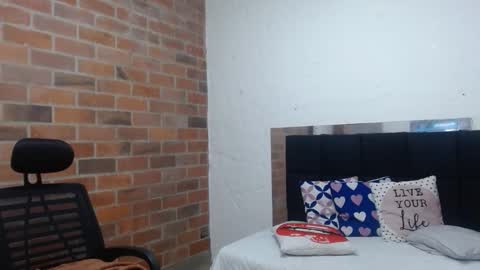 SAMANTHA online show from February 25, 3:27 am