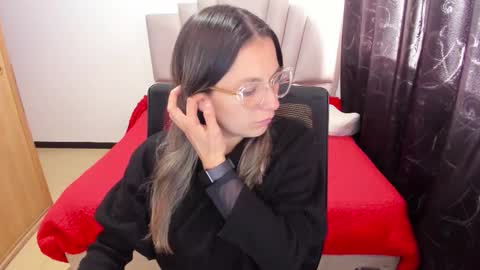 Samantha  online show from December 3, 3:03 pm