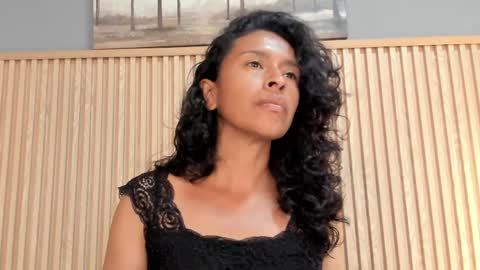 samantha_duart3 online show from April 9, 11:37 am