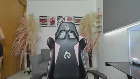 Snapshot of samantha_ga chatting on February 12, 8:18 pm Samantha ga online show from February 12, 8:18 pm