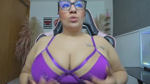 Snapshot of samantha_ga chatting on February 8, 11:33 am Samantha ga online show from February 8, 11:33 am
