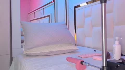 samanthaa_sm online show from February 5, 12:19 pm