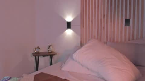 samanthabrown69_1 online show from April 14, 5:40 am