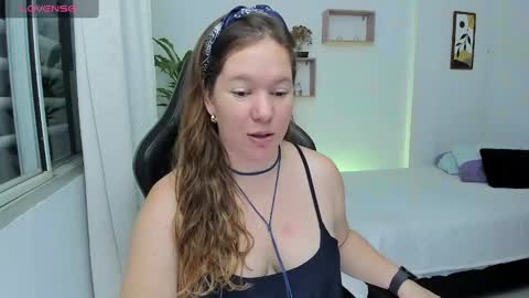 Samantha samy online show from January 10, 11:50 pm