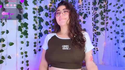 samii evans  online show from February 14, 5:20 am