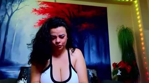     online show from December 17, 9:52 pm