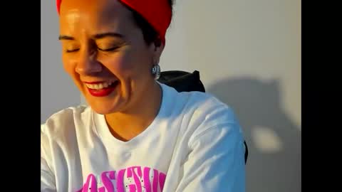 sam online show from February 9, 8:34 pm