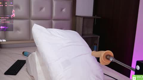 sammy_liz2 online show from September 26, 1:53 pm