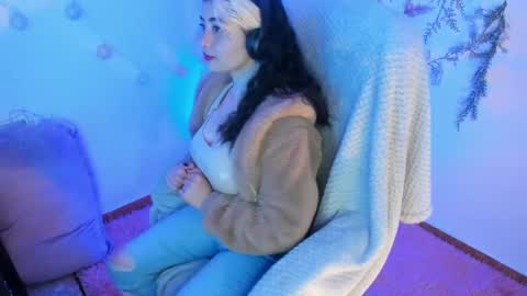 Snapshot of sammysammy_ chatting on January 30, 2:06 am online show from January 30, 2:06 am