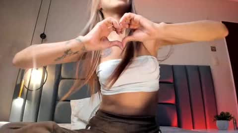 Sam Vega online show from April 15, 1:28 am