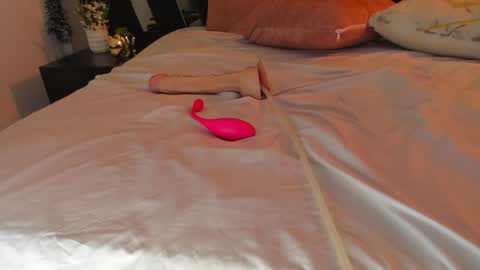 Find me at  when im offline here. online show from December 17, 10:22 pm