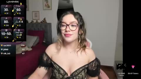 Snapshot of samysweet_8 chatting on October 10, 11:20 pm Samanta online show from October 10, 11:20 pm