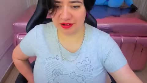 samythomas_t online show from February 12, 8:54 pm