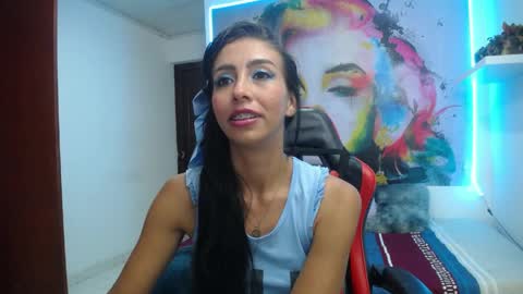 sandra  online show from May 5, 3:31 am