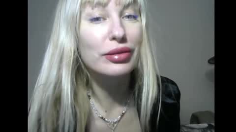 Sandra online show from January 10, 4:41 pm