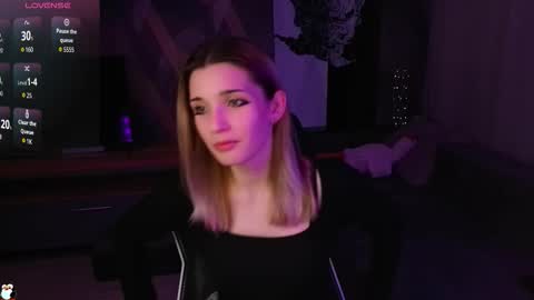 sandy_belle88 online show from September 12, 7:10 pm