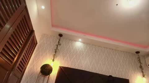 SAM  online show from February 19, 11:54 am