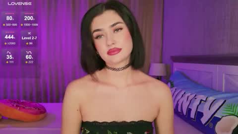 Sandy online show from October 17, 1:42 am