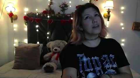 sanyaseraphine0 online show from March 30, 7:02 pm