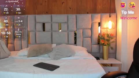 Saori  online show from February 13, 11:50 am