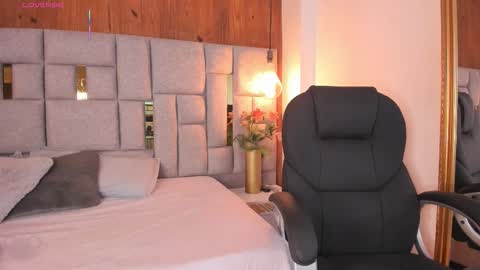 Saori  online show from October 22, 12:10 pm