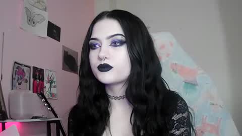 Snapshot of saphirerose1 chatting on October 11, 10:56 pm Sapphire online show from October 11, 10:56 pm