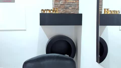    online show from November 14, 12:16 pm