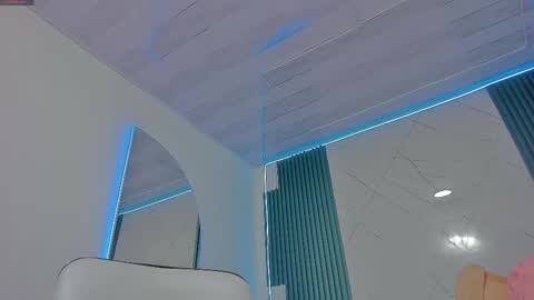 sara allenx online show from September 28, 7:19 pm