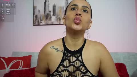   online show from March 4, 11:29 am