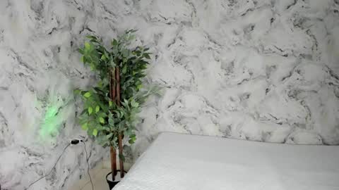 sara online show from January 22, 10:40 am