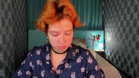 Sarah online show from September 14, 1:25 am