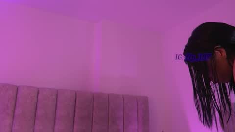 sara_lopee1 online show from January 15, 12:00 pm