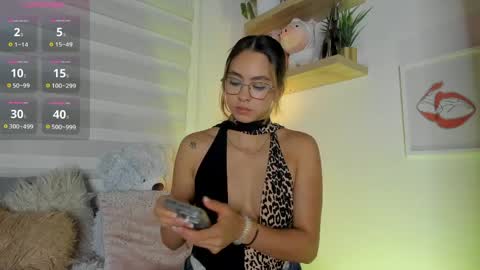   online show from April 6, 11:55 am