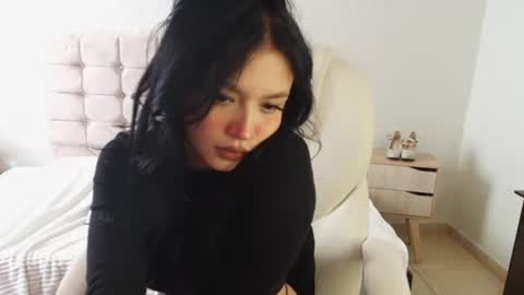 Sara online show from October 12, 1:35 pm