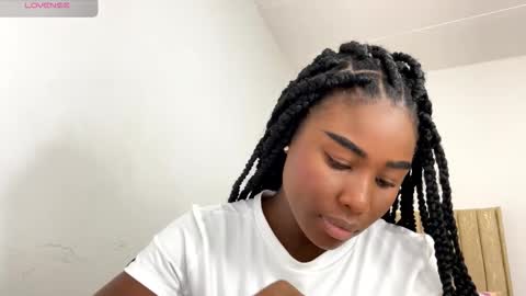 Snapshot of sara_muscle chatting on September 13, 6:16 pm Sara online show from September 13, 6:16 pm