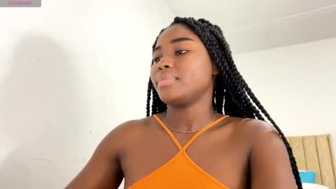 Snapshot of sara_muscle chatting on September 17, 10:41 pm Sara online show from September 17, 10:41 pm
