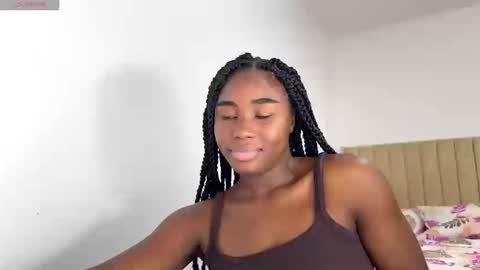 Snapshot of sara_muscle chatting on September 11, 12:44 am Sara online show from September 11, 12:44 am