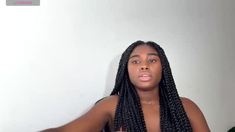 Snapshot of sara_muscle chatting on October 1, 6:40 am Sara online show from October 1, 6:40 am