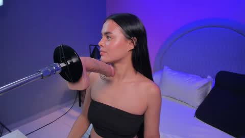 Sara  online show from March 19, 9:08 pm