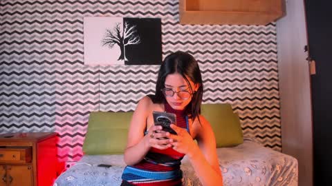 Sara  online show from December 20, 6:40 am