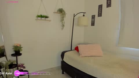 sara_sweett9 online show from October 8, 9:52 pm