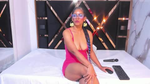 Snapshot of sara_tourner chatting on March 12, 11:31 am sara_tourner online show from March 12, 11:31 am
