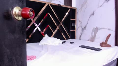Snapshot of sara_tourner chatting on October 9, 11:36 am sara_tourner online show from October 9, 11:36 am