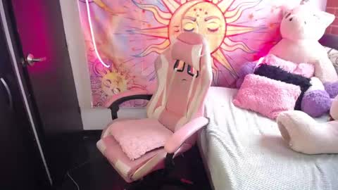  1 online show from January 16, 8:27 pm