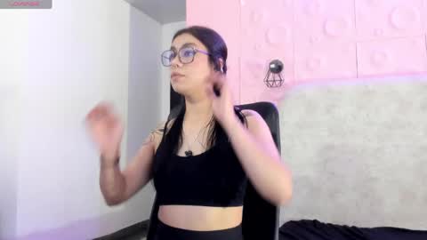 Sara online show from May 30, 4:10 am