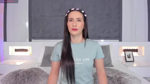 Snapshot of saragomez_1 chatting on February 20, 12:15 pm Sara Gomez online show from February 20, 12:15 pm
