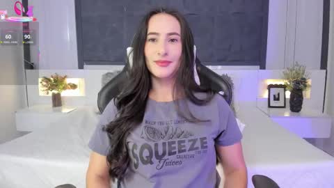 Snapshot of saragomez_1 chatting on September 19, 1:32 pm Sara Gomez online show from September 19, 1:32 pm